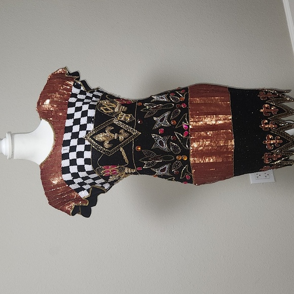 Vintage Fashion CreationFleur-de-lis Beaded Dress - Picture 3 of 9